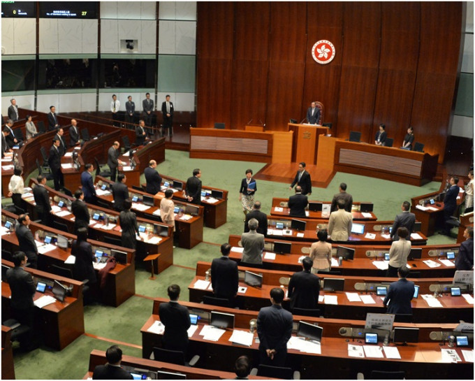 林郑月娥上午在立法会出席行政长官答问会。