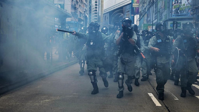 警方表示，在催淚彈的使用上屬有效處理暴力示威的手法。