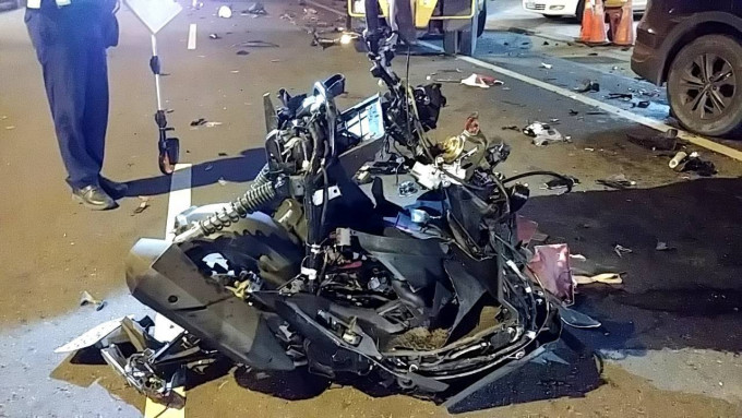 电单车严重损毁。网上图片