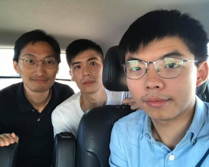黄之锋，朱凯廸及岑敖晖今早抵达台湾。facebook