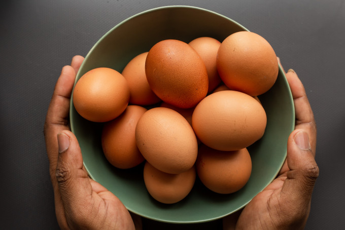 啡蛋和白蛋的營養無大差別。網圖