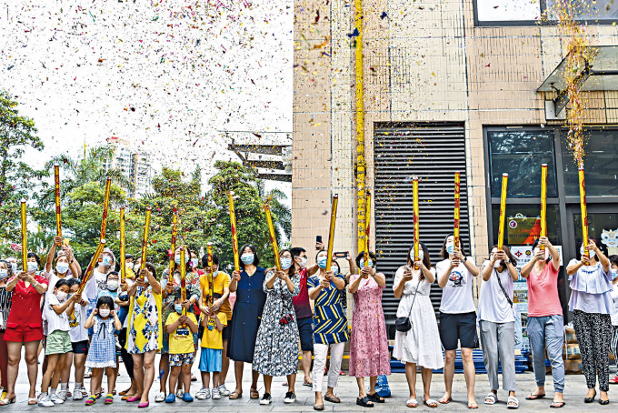 廣州海園街解封，居民熱烈慶祝。