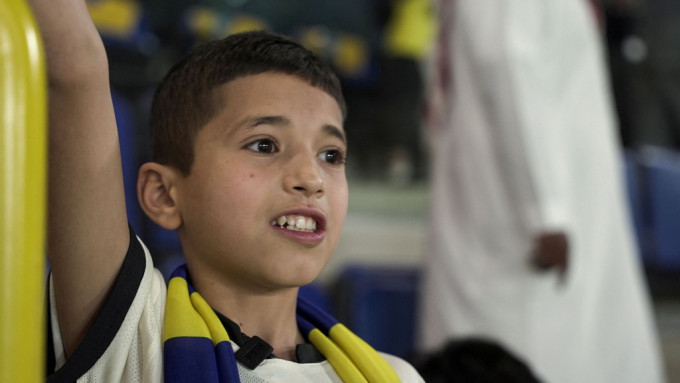  10歲敘利亞男孩拿比·沙德(Nabil Saeed)獲邀去現場觀看C朗比賽和見面。網上圖片