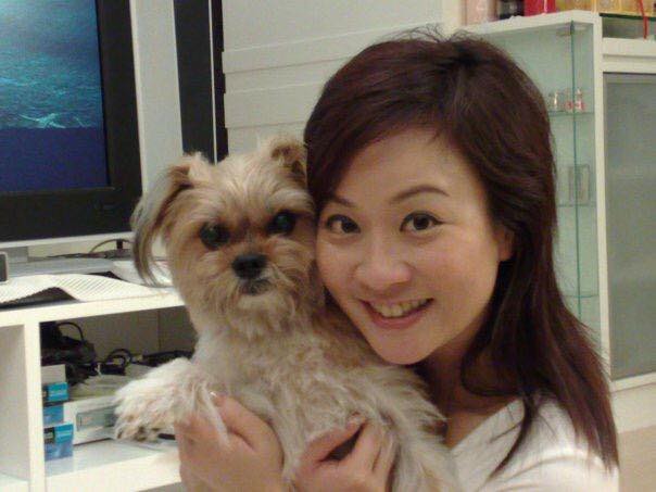 陈凯欣上载爱犬合照反击。fb图片