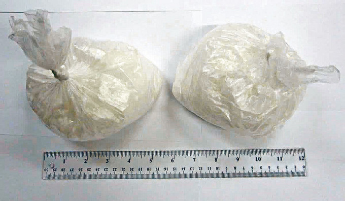 警方檢獲一公斤「冰」毒。