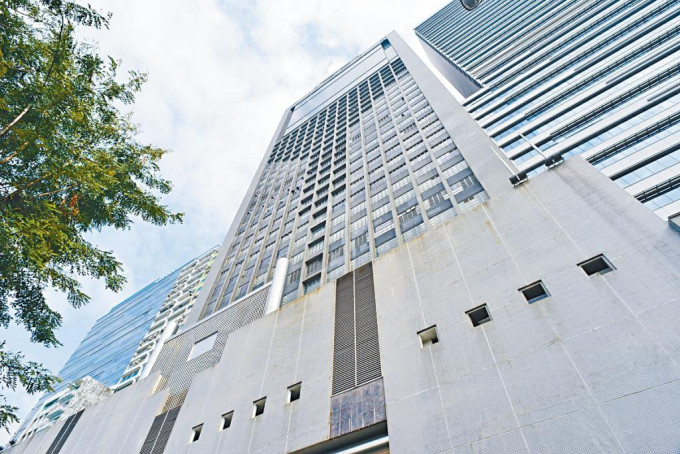荃灣有線電視大樓高層單位以880萬易手。