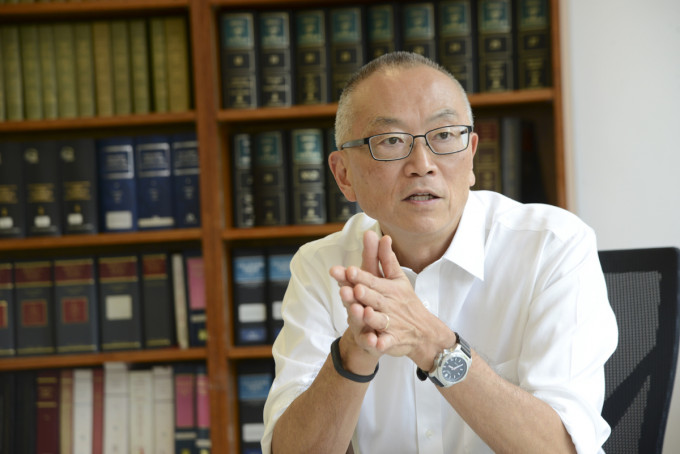 福田敬二今年底离任香港大学公共衞生学院，之后返回美国开展退休生活。 资料图片