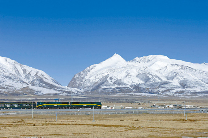 繼青藏鐵路後，中國擬建穿越喜馬拉雅山的鐵路，接連尼泊爾。