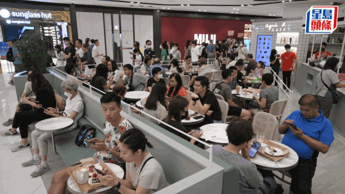 本港今年第二季食肆总收益达274亿。资料图片