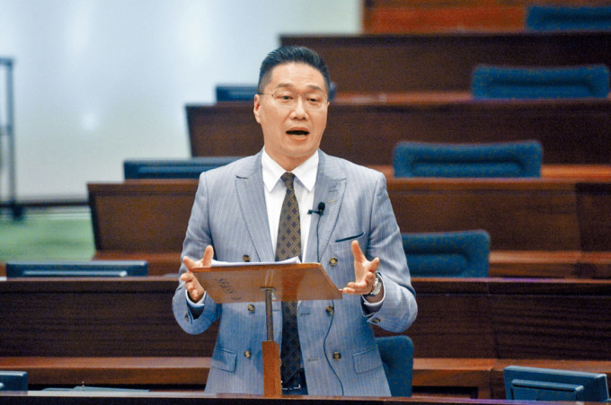 邵家辉或将于下月提出议员议案，讨论输入外劳。