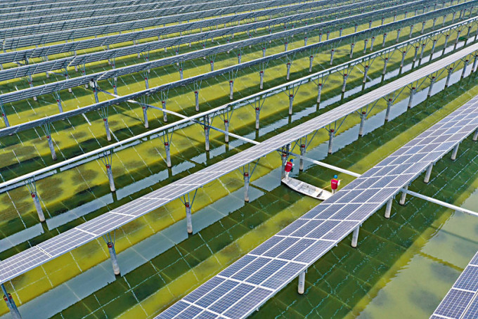 中国电力宣布，向母公司国家电投旗下的「中电新能源」收购清洁能源项目。