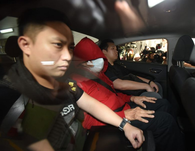 名医李宏邦被捕。