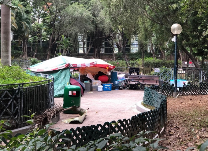 深水埗通州街公園長期有露宿者生活。資料圖片