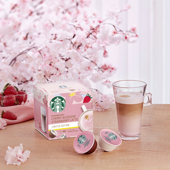 Starbucks by NESCAFÉ Dolce Gusto櫻花草莓牛奶咖啡咖啡膠囊。(售價:69.5/盒 )