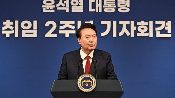 南韩总统尹锡悦在龙山总统府举行就职两周年国民报告会暨记者会。 路透社