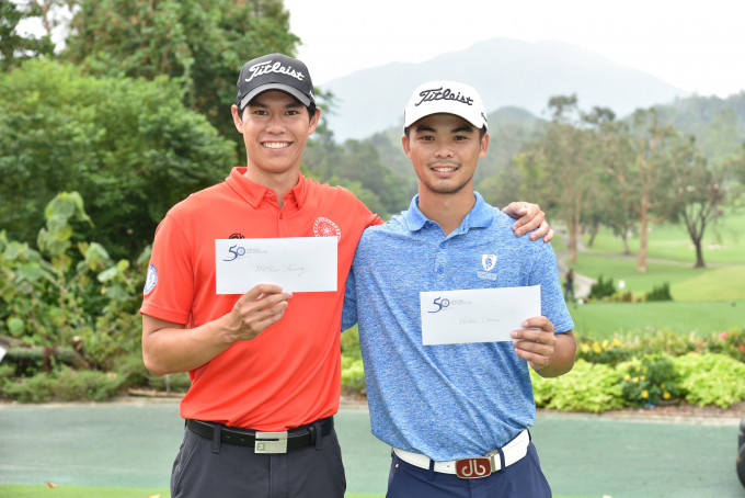 香港球手张雄熙(左)与林子丰双双取得HONMA香港高尔夫球公开赛入场证。相片出公关提供