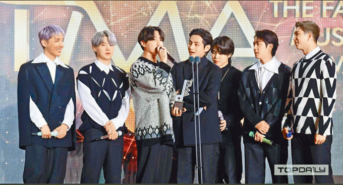 BTS再在「The Fact Music Awards」中狂掃5獎，成大贏家。