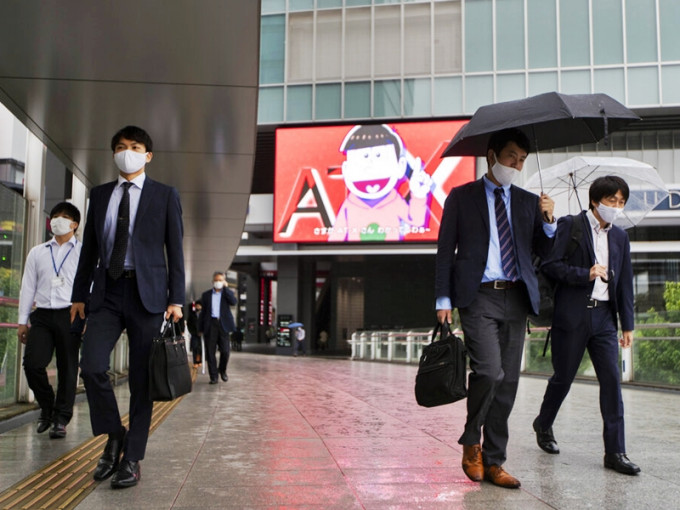 日本东京都新增186人确诊新冠肺炎，是连续第4日单日过百宗。AP图片