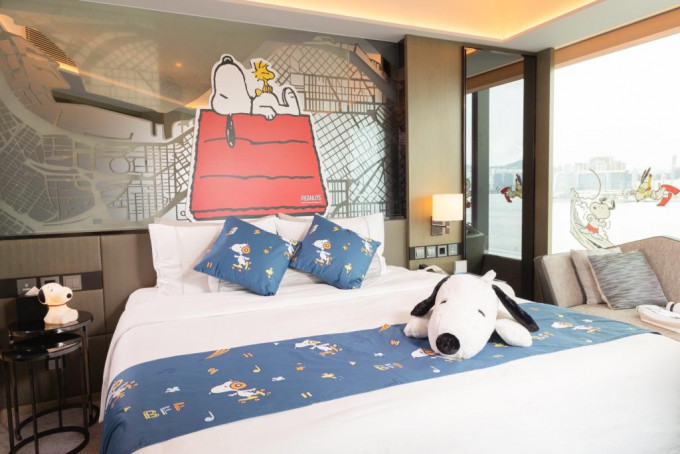 香港維港凱悅尚萃酒店聯乘Klook獨家推出全港首個「史諾比開心宅度假」體驗。