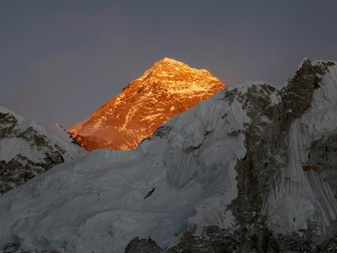 珠穆朗瑪峰尼泊爾一側的新冠疫情擴大。AP