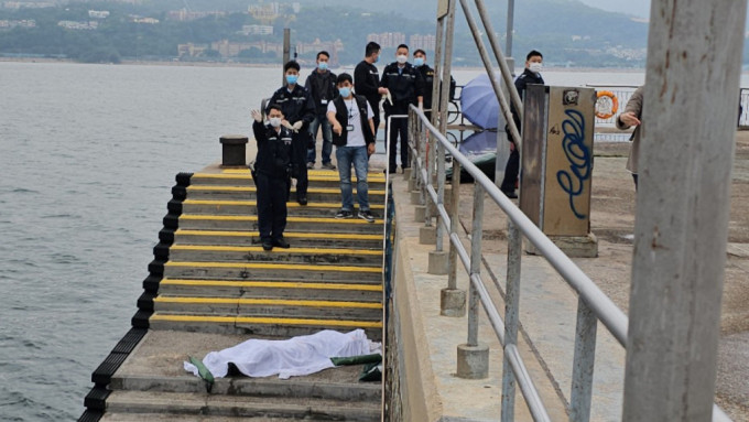 大埔海滨公园惊现浮尸 疑为失踪人士。徐裕民摄