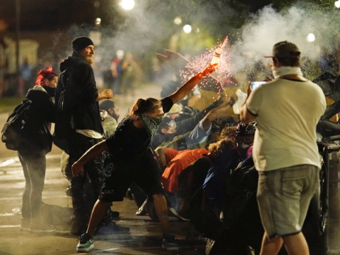 威斯康州爆发示威冲突。AP资料图片