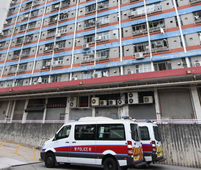 竹园南邨一名女子从高处堕毙。 资料图片