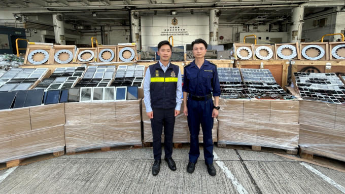 香港運往馬來西亞 海關破3宗遠洋船走私案 檢值1億電子器材拘1人。林思明攝
