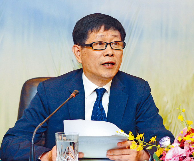 上海實業指，預期發展工作將由開始發展起計約七年時間。圖為董事長王偉。