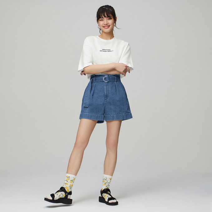 GU × Keita Maruyama女裝A Line剪裁牛仔褲/$179/GU。