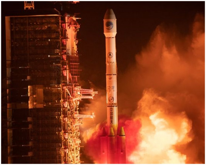 長征三號乙遙三十運載火箭將北斗三號IGSO衛星成功送入預定軌道。新華社