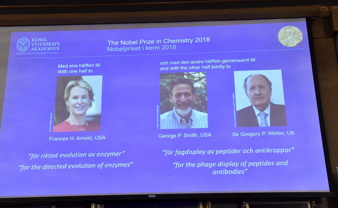 今年有3位科學家獲頒化學獎。AP