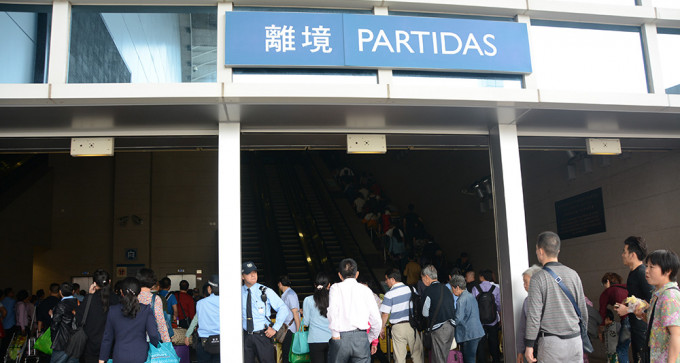 深圳當局要求從澳門入境人士進行7+7隔離。（資料圖片）