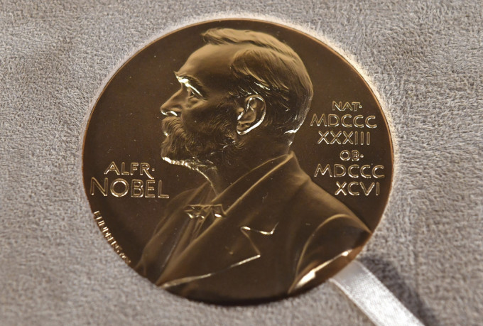 诺贝尔奖奖金增加奖金至1100万瑞典克朗。美联社