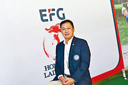 ■香港高爾夫球總會行政總裁賴以尊，建議政府放寬對戶外體育場地的限制。