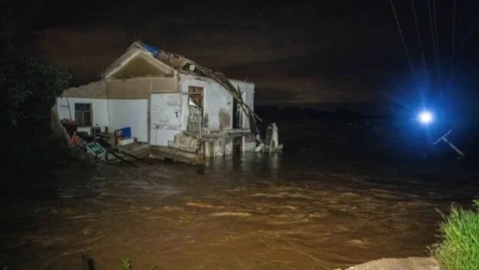 台风「格美」带来的暴雨，令湖南全省平均降水量122.2毫米，造成水灾。