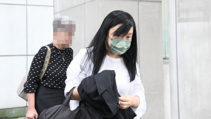 翘英教育女董事认不当营销8罪 今判240小时社会服务令