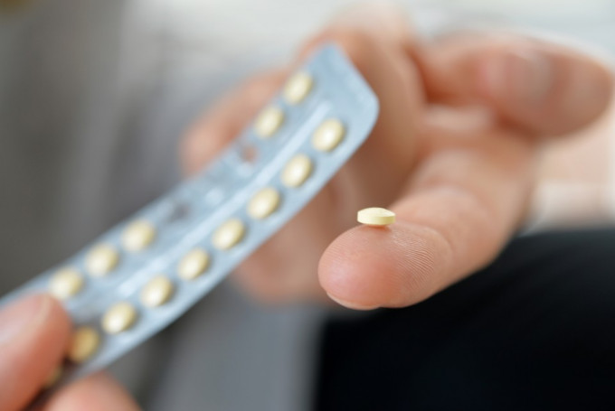 女童誤吃避孕藥。AP圖片