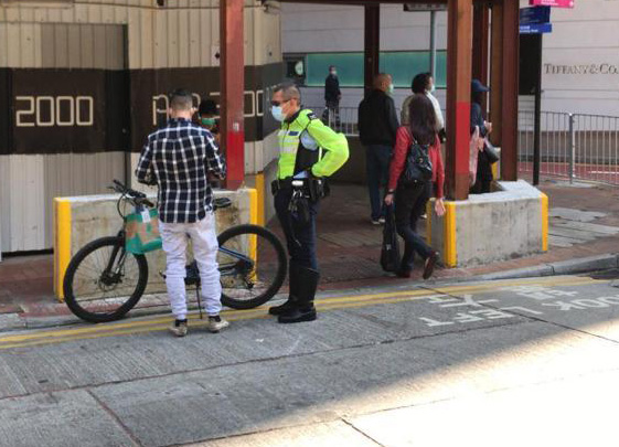 警方嚴厲打擊單車違例事項。 警方圖片