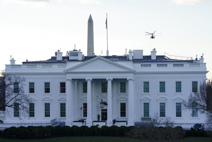 特朗普离开白宫。AP图片