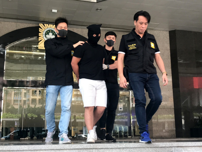 澳門司警拘捕香港男子。