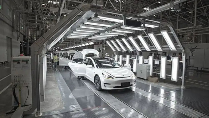 Tesla上海厂房据称将继续关闭，无法如期复工。