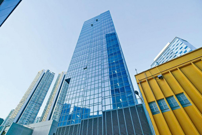 荃灣國際企業中心相連單位以4201萬成交，買家為大家樂集團首席執行官羅德承。