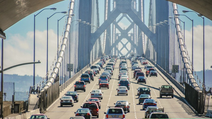 加州计画立法2035年全面禁止化石燃料汽车。iStock图片