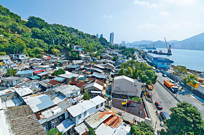 政府研究释出茶果岭村用地。