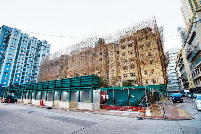 市建局土瓜灣鴻福街、啟明街及榮光街「四合一」重建項目昨截標，共收7份標書。