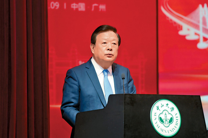 国务院港澳办主任夏宝龙周五早上在北京发表重要讲话。