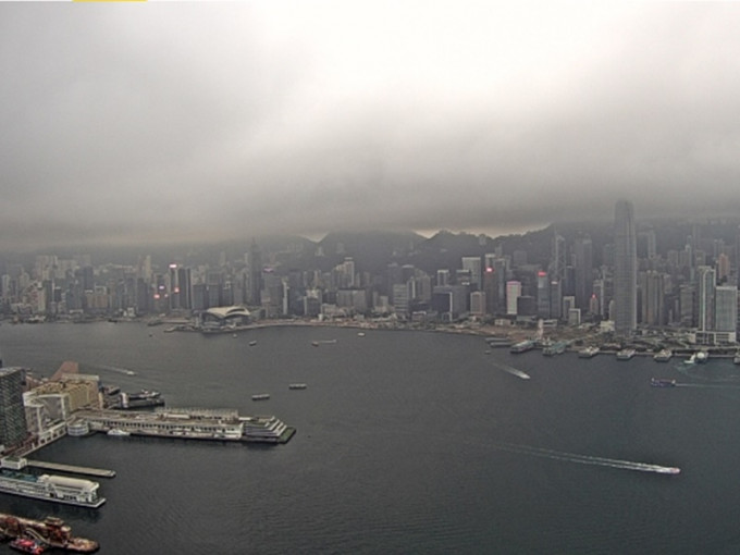 預測有驟雨及幾陣雷暴。天文台圖片