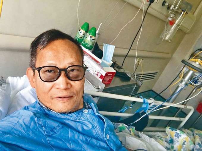郑伟强入院治疗一星期，终于康复获准出院。