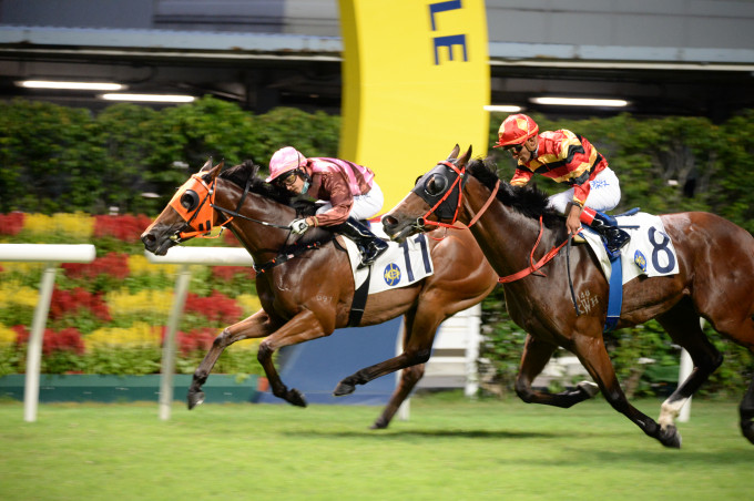 黃俊在今晚煞科戰，策「有苗頭」險勝。